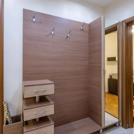 Spacious Newly Furnished 1 Bdrm * صوفيا