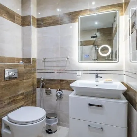 شقة Spacious Newly Furnished 1 Bdrm *