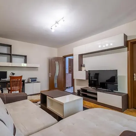 Spacious Newly Furnished 1 Bdrm شقة صوفيا