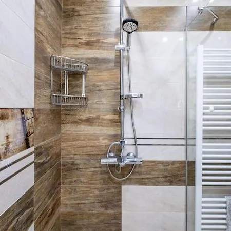 شقة Spacious Newly Furnished 1 Bdrm