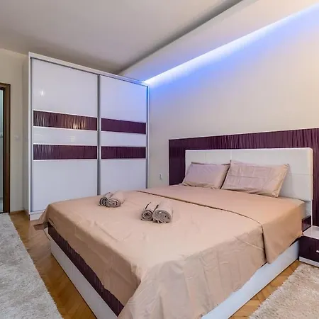 Spacious Newly Furnished 1 Bdrm Sofia